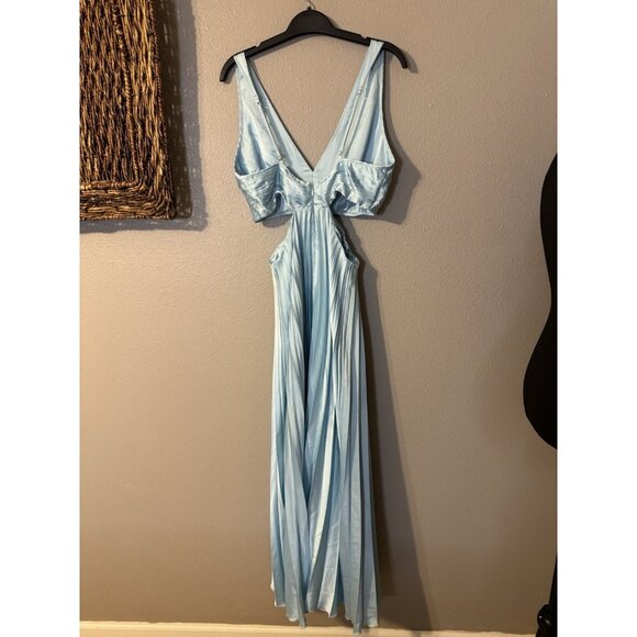 Abercrombie & Fitch Long Dress M Tall Halter Tie Back Floral Cut Out Pleated NEW - Picture 16 of 16